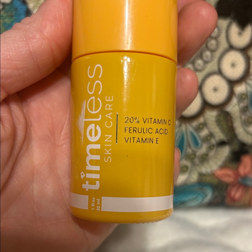 Timeless Skincare 20% Vitamin C + E Ferulic Acid Serum - Picture 3 of 3